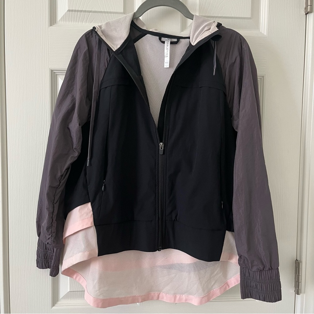 Fabletics Colorblock Contrast Windbreaker